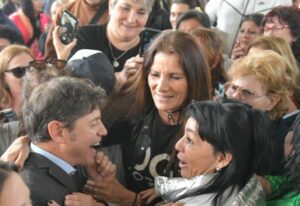 Axel kicillof en san nicoás