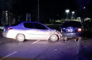 CHOQUE DE UN PEUGEOT 207 Y CHEVROLET VECTRA