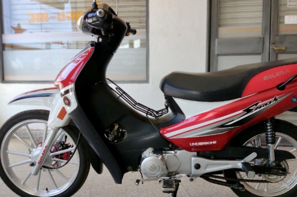 robo de moto en pleno centro de san nicolas