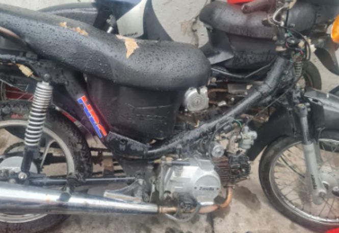 moto abandonada en san nicolas