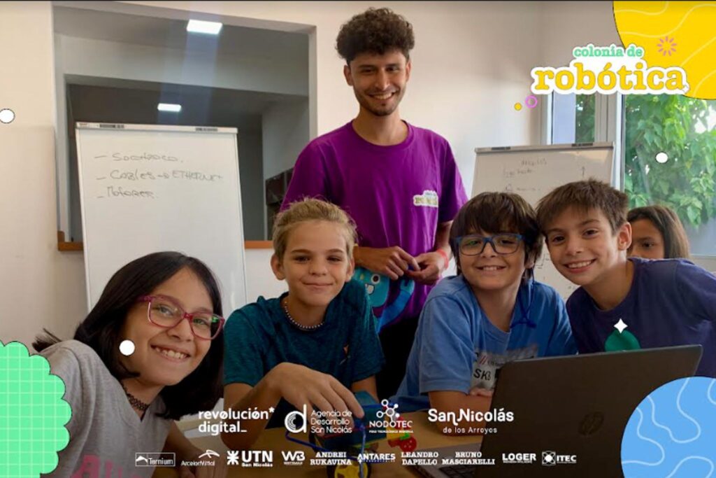 colonia de robotica de la fundación utn