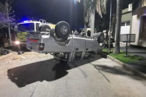 espectacular vuelco de una Ford Ranger en san nicolas