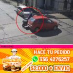 coche entre una moto y un automóvil en san Nicolás