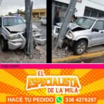 auto colisionado contra una columna