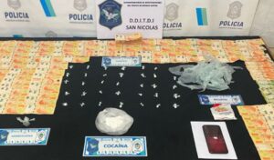 allanamiento en el barrio las mellizas por venta de droga en San Nicolás