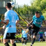 El fútbol local arrancó con toda la emoción en la Liga Nicoleña, con una primera fecha cargada de goles, polémicas y grandes actuaciones individuales. Belgrano, Doce de Octubre y Argentino Oeste debutaron con victoria, mientras que otros equipos como Paraná y Regatas protagonizaron un empate lleno de suspenso. Se espera un fin de semana intenso, con otra jornada llena de emociones.