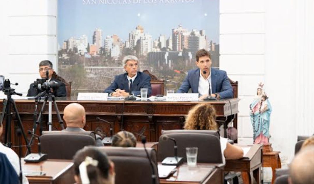 El Intendente de San Nicolás, Santiago Passaglia, participó de la apertura del 116° período de sesiones ordinarias del Honorable Concejo Deliberante, marcando el inicio de la actividad legislativa local para el año 2025.