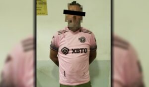 Un grave hecho de violencia de género ocurrió en San Nicolás, donde un hombre de 47 años fue detenido tras agredir a su pareja con una silla.