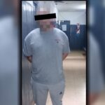 Un hombre de 38 años fue aprehendido este lunes 5 de mayo en la ciudad de San Nicolás tras ser sorprendido realizando actos obscenos a plena luz del día, en una zona transitada de la ciudad.