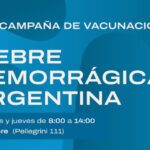 La Municipalidad de San Nicolás recuerda a la comunidad que continúa vigente la campaña de vacunación contra la Fiebre Hemorrágica Argentina, una enfermedad grave transmitida por roedores. Las dosis se aplican todos los martes y jueves, de 8:00 a 14:00, en el Cempre, ubicado en Pellegrini 111.