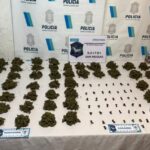 Efectivos de la Delegación Departamental de Investigaciones del Tráfico de Drogas Ilícitas de San Nicolás, con apoyo de personal de la UTOI, llevaron a cabo un allanamiento en el marco de una causa por comercialización de estupefacientes, luego de una investigación iniciada por una denuncia anónima realizada por vecinos de la zona.