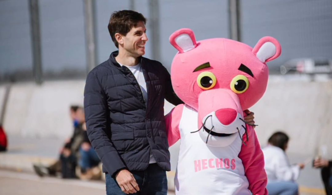 Desde Qué Pasa San Nicolás ?? te invitamos a participar de una propuesta especial: ayudar a ponerle nombre a la mascota de campaña del equipo político liderado por los hermanos Passaglia.