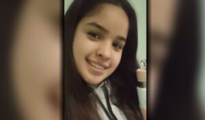 Momentos de preocupación se vivieron en San Nicolás tras la denuncia por la desaparición de Ludmila Lacomba, una joven de 15 años que no había regresado a su domicilio el pasado sábado. La situación activó de inmediato el protocolo de búsqueda por parte de la Policía.