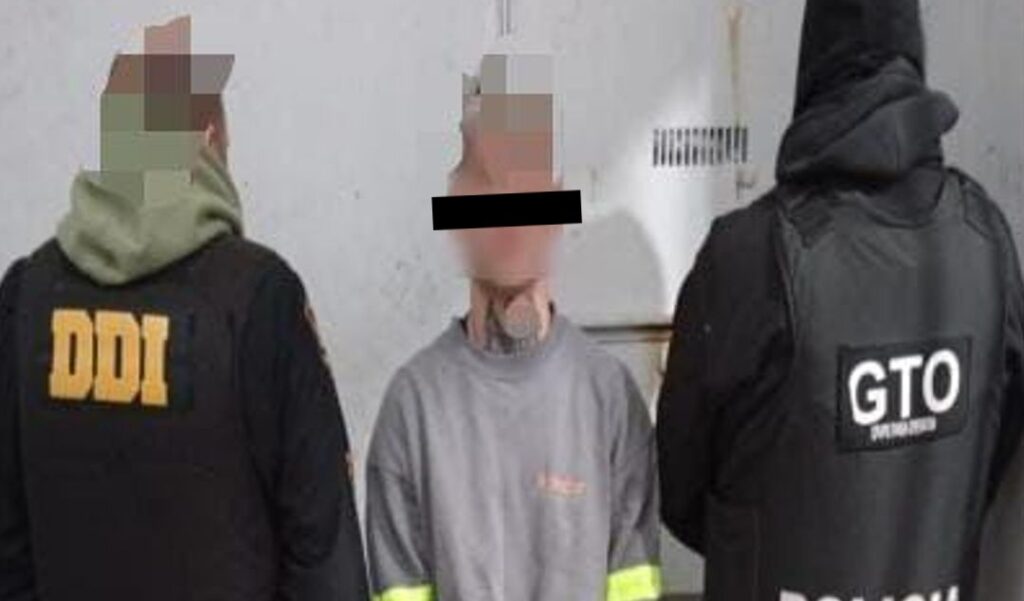 Un matrimonio de 59 años sufrió un violento asalto en la zona de la autopista y Ruta 188, donde dos delincuentes armados los interceptaron a bordo de una moto Enduro blanca y les robaron una motocicleta Benelli TRK 502 color roja, además de una billetera con documentación y dinero.