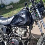 En un operativo realizado en la ciudad de San Nicolás, personal policial procedió al secuestro de una motocicleta que presentaba pedido activo de secuestro. El hecho tuvo lugar el 17 de septiembre en la intersección de las calles Esquiú y Garibaldi.