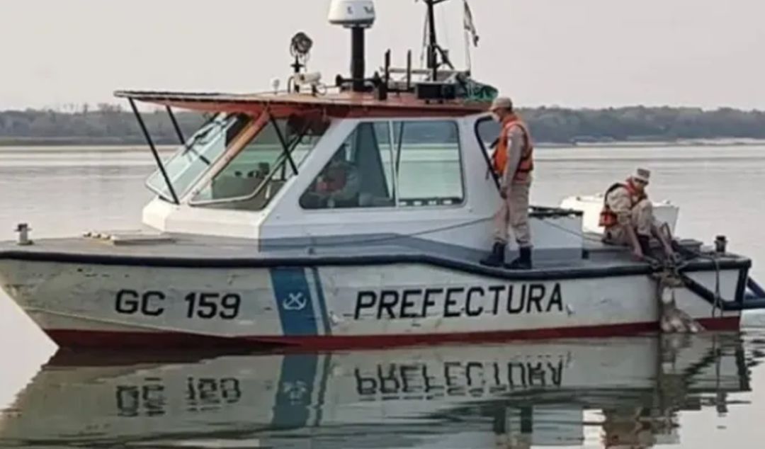 Un trágico hecho se registró en la zona de La Horqueta, donde Néstor Fabián Garayalde, de 50 años, fue encontrado sin vida tras caer de su embarcación mientras realizaba tareas de pesca.