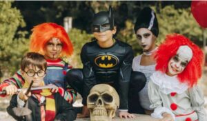 San Nicolás se prepara para una de las celebraciones más esperadas del año: la Fiesta de Halloween 2025. El próximo viernes 1 y sábado 2 de noviembre, el Paseo del Empedrado se convertirá en el epicentro de una experiencia única que promete diversión, color y entretenimiento para toda la familia, con entrada libre y gratuita.