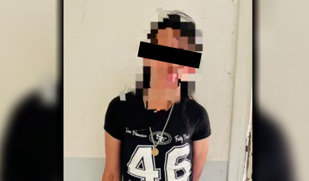 Una mujer de 45 años fue detenida en San Nicolás luego de presentarse en el domicilio de su hija de 18 años, a pesar de tener una orden de restricción vigente que le prohíbe acercarse. El hecho ocurrió el 19 de octubre en la zona de Italia y Bogado, y fue intervenido por personal del Comando de Patrullas tras un llamado al 911.