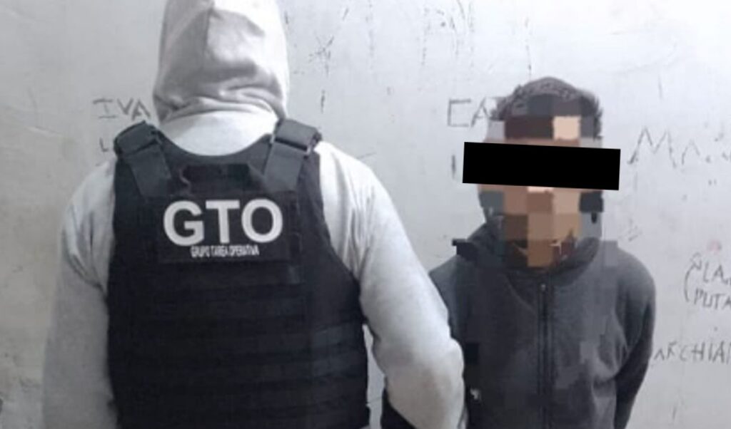 Un joven de 19 años fue detenido en San Nicolás acusado del delito de abuso sexual con acceso carnal, tras un allanamiento certero llevado adelante por efectivos de la Comisaría Segunda. La detención se concretó en el marco de una investigación judicial que se venía desarrollando en los últimos días.