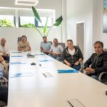 El intendente Santiago Passaglia mantuvo esta mañana un encuentro con los presidentes de distintos clubes de la ciudad, con el objetivo de analizar el trabajo realizado en los últimos años a través del programa de Becas Deportivas impulsado por la Municipalidad. Durante la reunión, también se plantearon nuevas propuestas para continuar acompañando a niños y adolescentes en el acceso a actividades deportivas, independientemente de su situación económica.