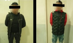 Dos hombres fueron detenidos durante la madrugada del 23 de noviembre en el interior del predio del autódromo, donde se realizaba la multitudinaria Fiesta de Disfraces. El hecho ocurrió cuando una mujer de 37 años advirtió rápidamente que le habían sustraído su teléfono celular y dio aviso inmediato al personal policial presente en el lugar.