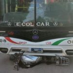 Un accidente de tránsito tuvo lugar en la tarde de este sábado en la intersección de Acevedo y Congreso, cuando un colectivo de la empresa Vercelli Hnos. colisionó con una motocicleta Honda Storm 125cc.