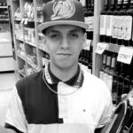 Conmoción y profundo dolor generó en las últimas horas el fallecimiento de Thiago Cruz, uno de los tres menores que habían sido atacados brutalmente con un arma de grueso calibre. El joven murió este domingo tras recibir un escopetazo por la espalda, en un hecho que también dejó gravemente heridos a dos adolescentes de 16 y 13 años, quienes continúan luchando por su vida.