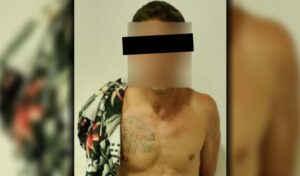 Un grave episodio de violencia de género ocurrió en una vivienda ubicada en calle Interior Sur al 300, donde un hombre de 35 años fue detenido luego de agredir físicamente y amenazar de muerte a su ex pareja, una joven de 18 años.