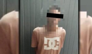 Un violento episodio de maltrato y disturbios se registró en una vivienda de San Nicolás, donde un joven fue aprehendido luego de ocasionar daños en la propiedad de su ex pareja.