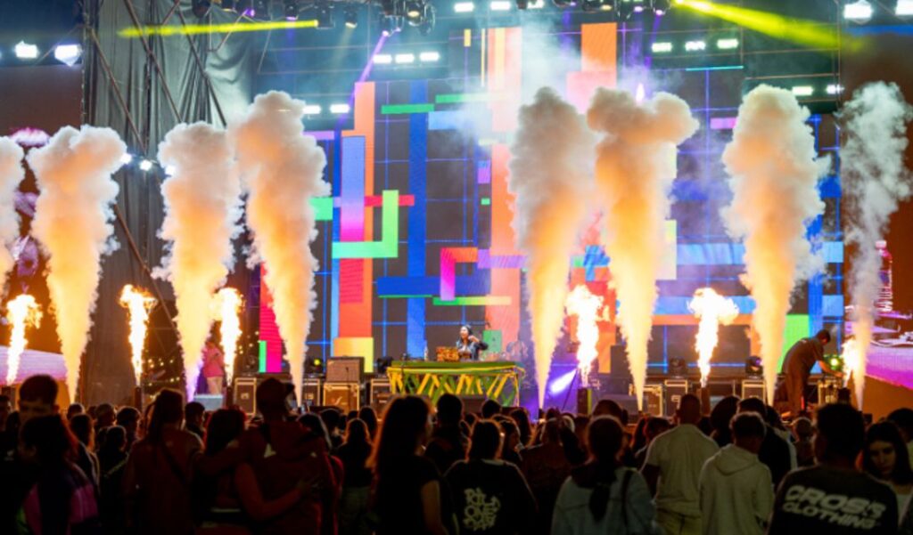 El Municipio de San Nicolás anunció oficialmente la realización de una nueva edición del Festival RICO, uno de los eventos gastronómicos y culturales más convocantes de la región. La propuesta se llevará adelante del 13 al 16 de febrero, en el Empedrado de la Costanera, un espacio emblemático a orillas del Río Paraná.