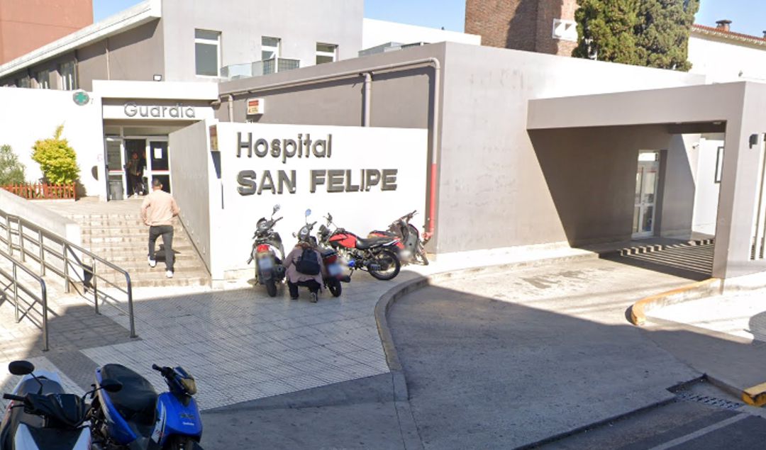 Un violento episodio conmociona a la ciudad tras el asesinato de Luis Ángel Monzón, de 42 años y padre de cuatro hijas, quien fue atacado de una puñalada en el barrio Azul Urquiaga. La herida, que ingresó por la espalda, resultó mortal y terminó con su vida horas después.