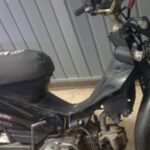 Efectivos de la Policía Local llevaron adelante un procedimiento que culminó con la recuperación de una motocicleta robada y la aprehensión de un joven de 21 años.