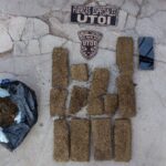Efectivos de la Unidad Táctica de Operaciones Inmediatas (UTOI) lograron la detención de un sujeto que transportaba más de dos kilos de marihuana, luego de un recorrido preventivo realizado en distintos puntos de la ciudad.