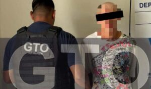 Un violento episodio se registró en la madrugada del 14 de marzo cuando efectivos de la Policía Local detuvieron a un sujeto acusado de apuñalar por la espalda a otro hombre durante una riña callejera ocurrida en inmediaciones de avenida Morteo al 1300. El hecho, según las primeras informaciones, se habría producido cuando ambos individuos se encontraban en estado de ebriedad.