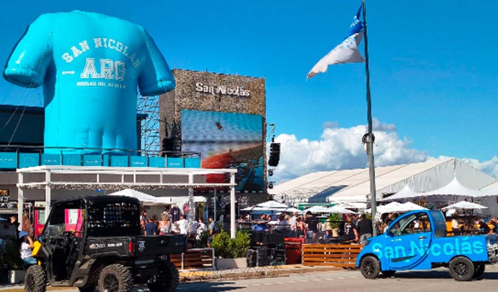 Este viernes 13 de marzo, los vecinos de San Nicolás tendrán la posibilidad de ingresar de manera gratuita a Expoagro 2026, en lo que será la última jornada de la feria agroexportadora más grande de Sudamérica. La iniciativa busca que los nicoleños puedan disfrutar del evento que cada año convoca a miles de visitantes de todo el país y del exterior.