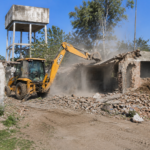 La ciudad de San Nicolás de los Arroyos vuelve a generar expectativa con lo que podría convertirse en una nueva mega obra impulsada por el municipio en la zona norte. Durante los últimos horas comenzaron importantes trabajos de limpieza y acondicionamiento en el predio de la ex fábrica La Estela, ubicada sobre avenida Presidente Illia y Carbajo.