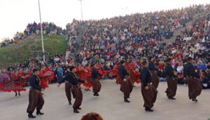 Miles de vecinos se congregaron en el Anfiteatro de la Nueva Costanera para celebrar un nuevo aniversario del histórico Acuerdo de San Nicolás, en una jornada cargada de tradición, música y orgullo por una de las fechas más importantes de la historia de la ciudad.