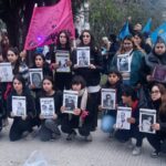 Miles de mujeres se movilizaron este miercoles por las calles céntricas de San Nicolás en el marco de una nueva jornada de concientización y reclamo contra la violencia de género. La convocatoria culminó en Plaza Mitre, donde se desarrollaron distintas actividades para conmemorar los 11 años del movimiento Ni Una Menos.