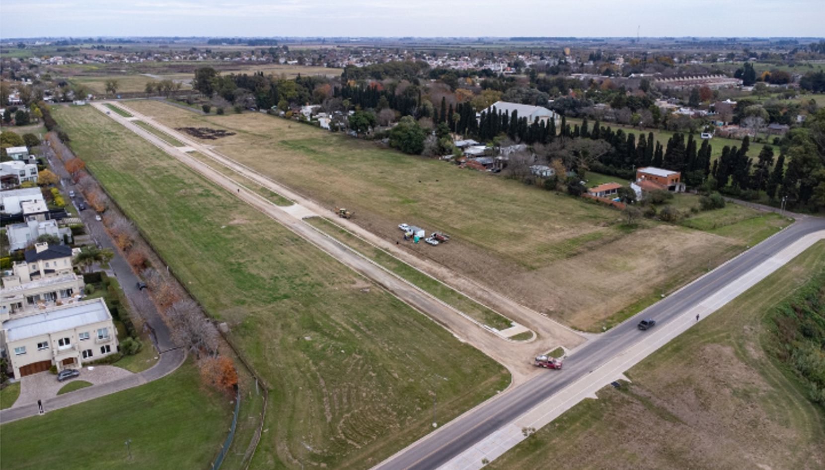 La Municipalidad de San Nicolás anunció el inicio de una nueva obra de infraestructura que mejorará la conectividad entre distintos sectores de la ciudad. En las próximas semanas comenzarán los trabajos previos para la pavimentación de Avenida Paraguay, en el tramo que une la Avenida Illia con la Costanera Alta, una de las zonas más concurridas por los nicoleños.