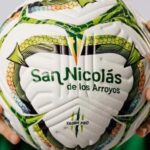 Los amantes del fútbol y los vecinos orgullosos de su ciudad ya tienen una nueva oportunidad para demostrar su pasión. La Municipalidad de San Nicolás lanzó oficialmente a la venta la pelota "Yaguá PRO", un producto que busca representar la identidad local y sumarse a la colección de artículos oficiales de la ciudad.