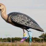 El Municipio comenzó a instalar una llamativa decoración temática en distintos puntos de la ciudad para presentar las nuevas atracciones del Eco Parque y dar inicio a San Nicoland, la gran propuesta para las vacaciones de invierno.