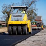 La obra de transformación de la Avenida Paraguay continúa avanzando a buen ritmo y representa una de las intervenciones de infraestructura más importantes que se ejecutan actualmente en San Nicolás. Durante una recorrida por el lugar, el intendente Santiago Passaglia destacó el impacto que tendrán estos trabajos tanto para mejorar el escurrimiento del agua como para optimizar la conectividad de la ciudad.