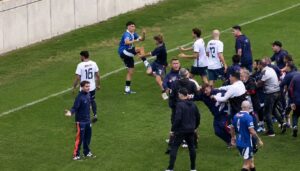 La final del fútbol nicoleño entre Regatas y La Emilia terminó de la peor manera. Lo que debía ser una fiesta deportiva quedó completamente opacado por una violenta batalla campal que dejó varios heridos y generó un fuerte pedido de sanciones ejemplares para los responsables.