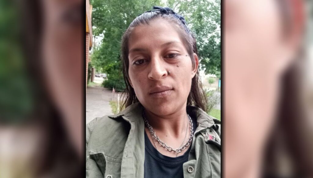San Nicolás amaneció este lunes con una noticia que conmociona a toda la ciudad. Virginia Marlene Alviso confesó haber matado a su pareja, José Manuel Andino, y haber enterrado su cuerpo en el patio de la vivienda ubicada en calle Necochea al 799, en el barrio Irigoyen.