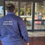El proceso de ajuste que atraviesa la planta siderúrgica de Ternium también alcanza al sector de la seguridad privada. Ante esta situación, la Delegación Regional de UPSRA San Nicolás, a cargo de Roberto Mamoli, inició una instancia de diálogo con el objetivo de evitar que las medidas adoptadas terminen afectando los puestos de trabajo de los vigiladores que prestan servicio en la planta.