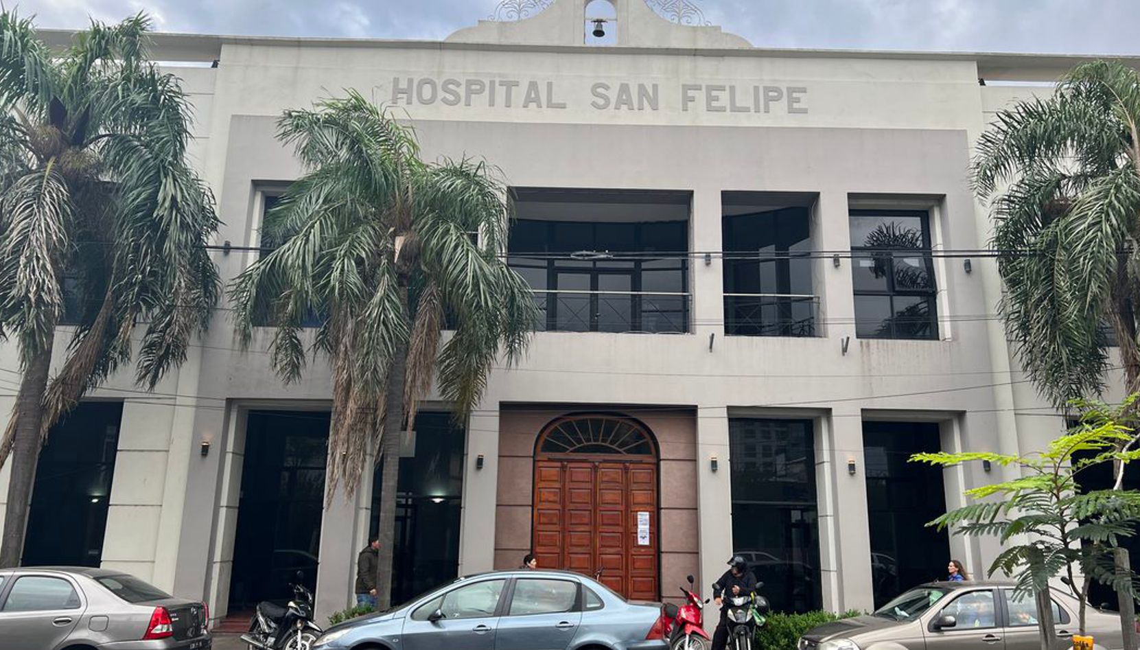La discusión por el futuro del Hospital Provincial San Felipe volvió a instalarse con fuerza entre los vecinos de San Nicolás. En una reciente encuesta publicada por la Facebook oficial de Qué Pasa en San Nicolás ??, la opción para que el establecimiento pase a estar bajo administración municipal recibió un respaldo unánime entre quienes participaron.