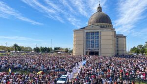 Uno de los días más esperados por los comerciantes de San Nicolás no terminó con los resultados económicos que muchos esperaban. La celebración anual por el aniversario de la Virgen del Rosario volvió a convocar a miles de visitantes y se mantiene como uno de los principales acontecimientos turísticos de la ciudad, aunque el movimiento comercial no habría alcanzado las expectativas del sector.