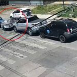 Un accidente de tránsito quedó registrado por las cámaras del Centro de Monitoreo Municipal, que captaron el momento en que una camioneta Renault Duster protagonizó una colisión contra otro vehículo que circulaba por delante.